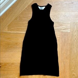 Elegant Black Knit Sleeveless Dress, 8/10